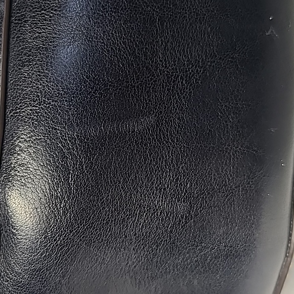 Dooney & Bourke Black Florentine Tracy Crossbody Bag - Picture 7 of 17